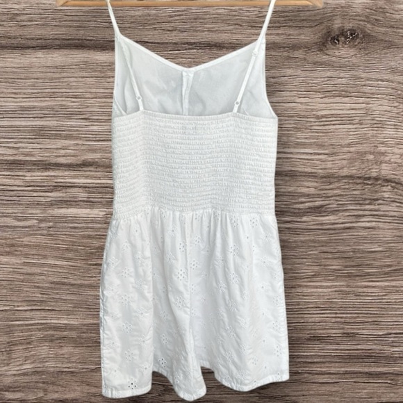 Aerie White Cutout Tie Front Cotton Eyelet Smocked Back Romper Size S - Picture 15 of 16